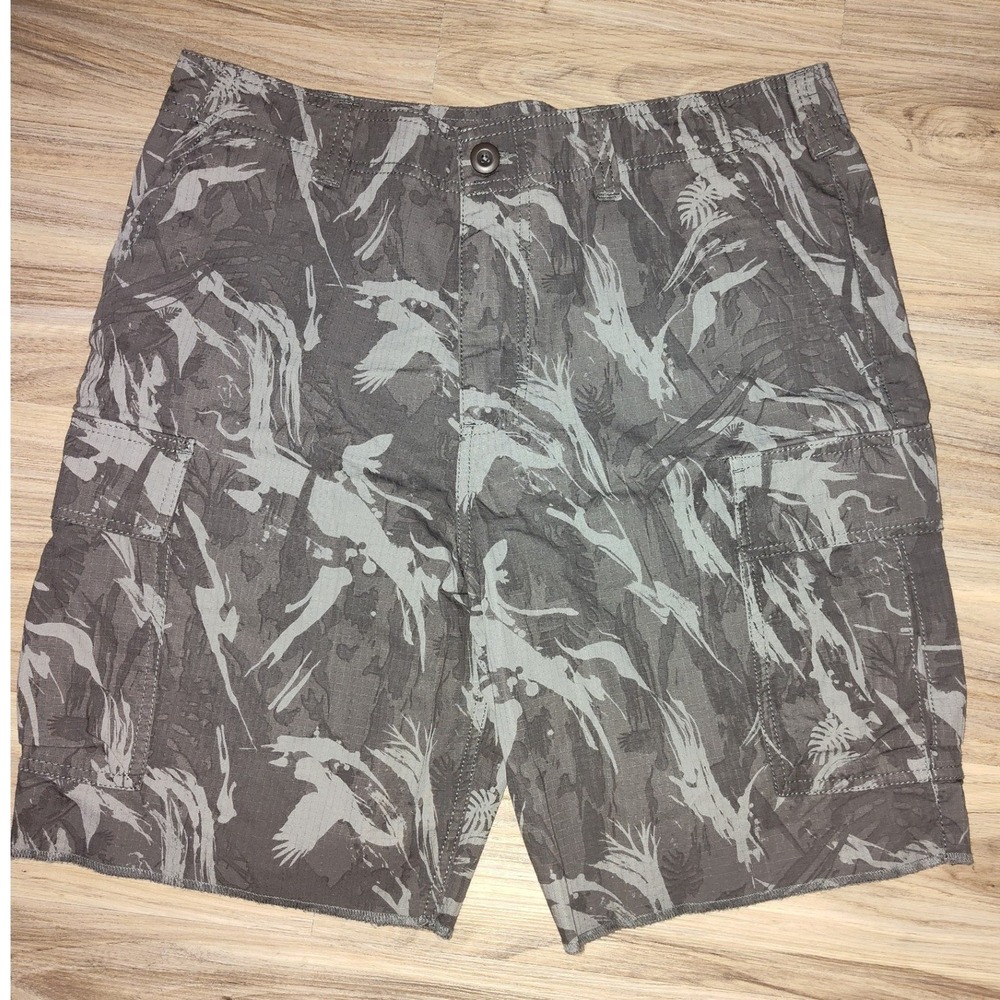 Nike SB Mens Tiger Camo Cargo Shorts Grey Green Tropical Bird Ripstop Size 34